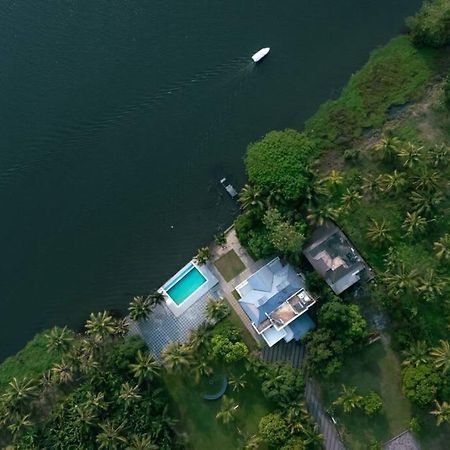 Riveria Portico - River Side 6 Bedroom Private Pool Bungalow North Paravur Εξωτερικό φωτογραφία