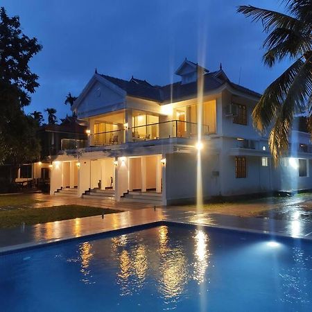 Riveria Portico - River Side 6 Bedroom Private Pool Bungalow North Paravur Εξωτερικό φωτογραφία
